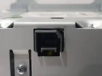 Peça sobressalente para automóvel em segunda mão sistema de áudio / rádio cd por opel mokka excellence referências oem iam 557799431 95369366