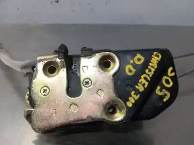 Second-hand car spare part front right door lock for chrysler 300 c 3.0 crd oem iam references 