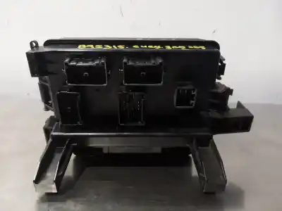 Second-hand car spare part fuse box unit for chrysler 300 c 3.0 crd oem iam references p05087269a  n1.z2.9.2.5
