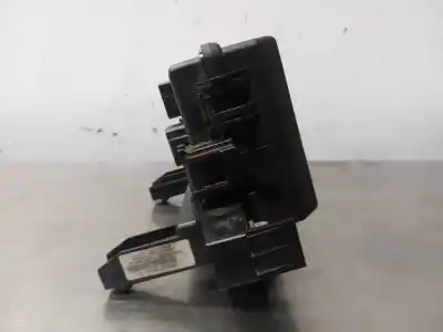 Second-hand car spare part fuse box unit for chrysler 300 c 3.0 crd oem iam references p05087269a  n1.z2.9.2.5