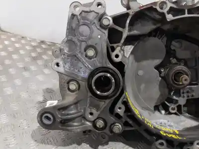 Автозапчастина б/у коробка передач для opel mokka excellence посилання на oem iam m320fam0 55568208 esta n2.z1.38.1.b