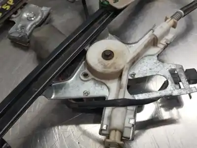 Peça sobressalente para automóvel em segunda mão elevador de vidros dianteiro direito por seat cordoba berlina (6k2) stella referências oem iam 