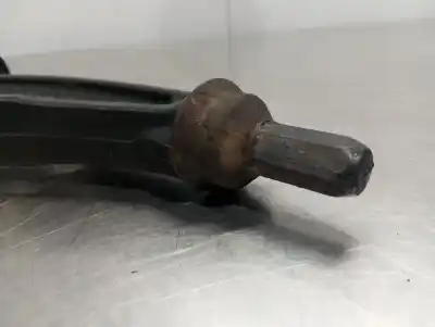 Pezzo di ricambio per auto di seconda mano braccio di sospensione anteriore sinistro inferiore per audi a3 (8p) 1.9 tdi ambiente riferimenti oem iam 1k0407153g  n4.z1.01.02.12
