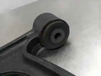 Pezzo di ricambio per auto di seconda mano braccio di sospensione anteriore sinistro inferiore per audi a3 (8p) 1.9 tdi ambiente riferimenti oem iam 1k0407153g  n4.z1.01.02.12