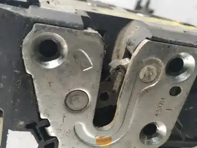 Second-hand car spare part left front door lock for nissan note (e11e) visia oem iam references 