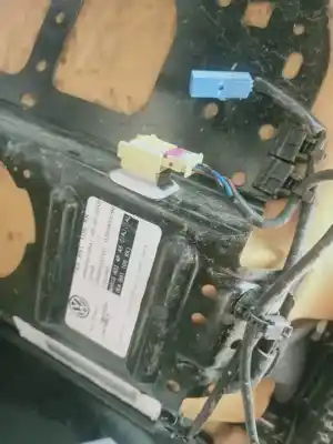 Автозапчасти б/у левое переднее сидение за volkswagen jetta (1k2) trendline ссылки oem iam   