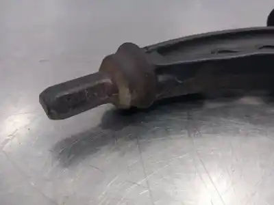 Pezzo di ricambio per auto di seconda mano braccio sospensione inferiore anteriore destro per audi a3 (8p) 1.9 tdi ambiente riferimenti oem iam   n4.z1.01.02.12