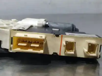 Peça sobressalente para automóvel em segunda mão elevador de vidros dianteiro direito por citroen c4 berlina collection referências oem iam   n1.z2.18.14.1