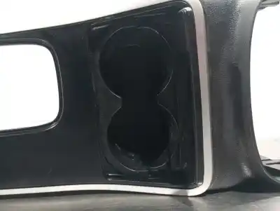 Pezzo di ricambio per auto di seconda mano bracciolo centrale per mitsubishi outlander (gf0) motion 2wd riferimenti oem iam   n1.z2.11.9.3