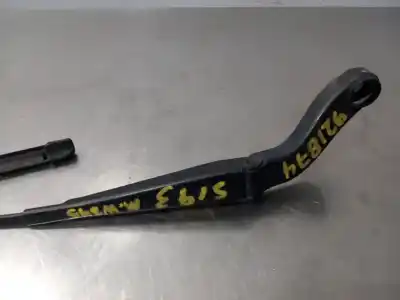 Автозапчасти б/у РЫЧАГ СТЕКЛООЧИСТИТЕЛЯ ПЕРЕДНИЙ ПРАВЫЙ за MERCEDES-BENZ CLASE B SPORTS TOURER (W245)  ссылки OEM IAM A1698200240  N1.Z2.7.4.2