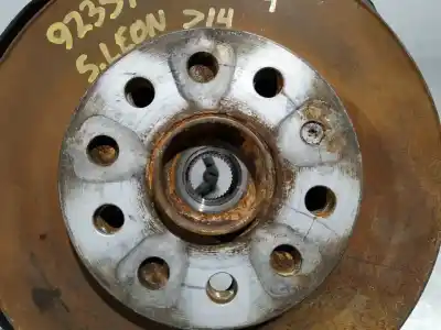 Автозапчасти б/у ПЕРЕДНЯЯ ЛЕВАЯ КУЛАЧКА за SEAT LEON (5F1)  ссылки OEM IAM 661VWA  N4.Z1.01.01.10