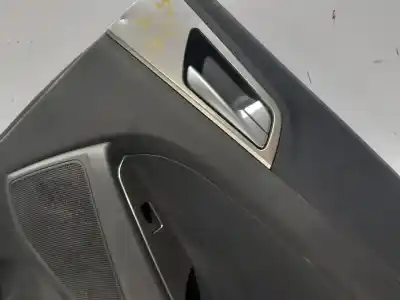 Автозапчастина б/у ОБЛИККА ЗАДНІХ ПРАВІХ ДВЕРЕЙ для HYUNDAI TUCSON (TL, TLE)  Посилання на OEM IAM 83361D7000  N1.Z1.44.10.B