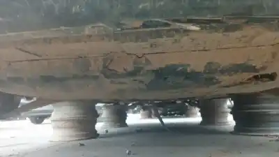 Peça sobressalente para automóvel em segunda mão cobertura / proteção do motor por ford focus berlina (cap) st racing orange referências oem iam 