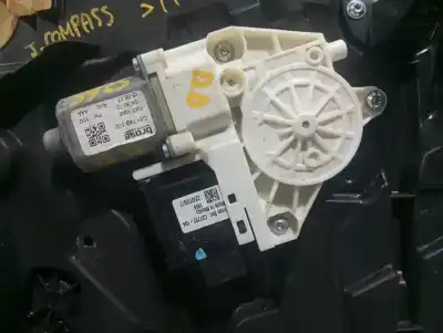 Peça sobressalente para automóvel em segunda mão elevador de vidros dianteiro direito por jeep compass ii limited 4x2 referências oem iam 68242678aa  n1.z2.18.15.3