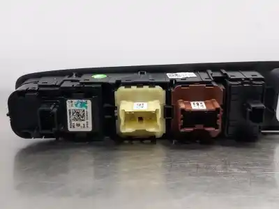 Автозапчастина б/у передні вікний вмикач для renault captur life посилання на oem iam 10132829  n1.z1.17.5.m Автозапчастина б/у передні вікний вмикач для renault captur life посилання на oem iam 10132829  n1.z1.17.5.m