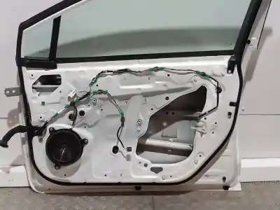 Peça sobressalente para automóvel em segunda mão porta dianteira direita por toyota corolla (e21) hybrid style 140 cv / 103 kw referências oem iam   n5.z1.3.13.a