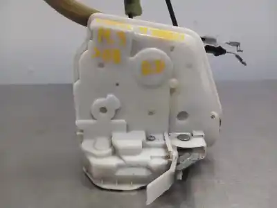 Second-hand car spare part front right door lock for mazda 3 lim. () style oem iam references   n1.z1.24.4.m