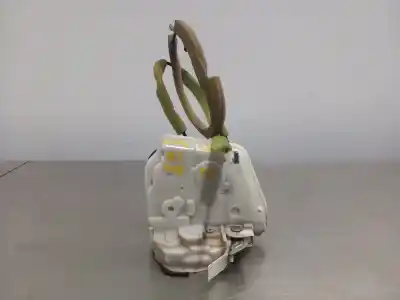 Second-hand car spare part rear right door lock for mazda 3 lim. () style oem iam references   n1.z1.24.4.m