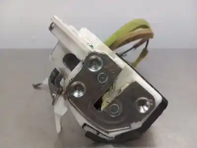 Second-hand car spare part rear right door lock for mazda 3 lim. () style oem iam references   n1.z1.24.4.m