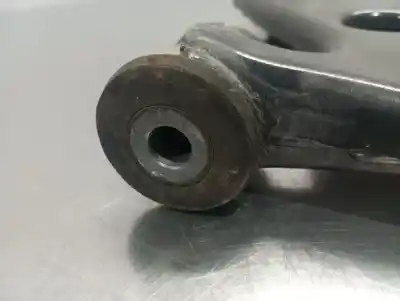 Peça sobressalente para automóvel em segunda mão braço de suspensão inferior esquerdo dianteiro por jeep compass ii limited 4x2 referências oem iam   n4.z1.01.01.04