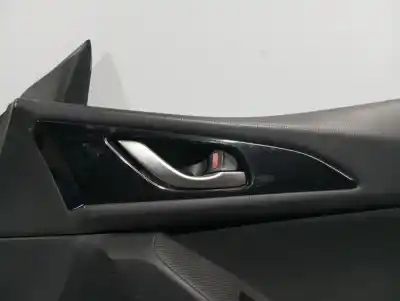 Peça sobressalente para automóvel em segunda mão forra / revestimento da porta dianteira direita por mazda 3 lim. () style referências oem iam bhn96843z