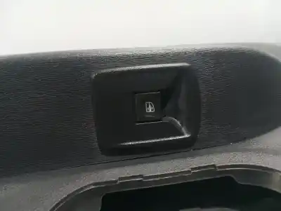 Second-hand car spare part  for DACIA LODGY  OEM IAM references 809003785R  N1.Z1.ESCALERA.B