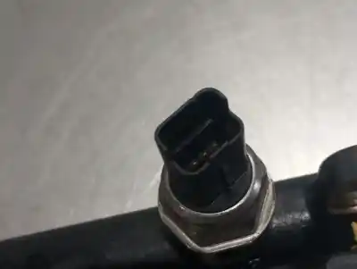 Peça sobressalente para automóvel em segunda mão régua / rampa de injetores por peugeot 407 sw sport referências oem iam 9654726280