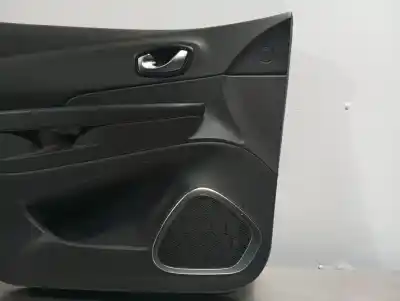 Tweedehands auto-onderdeel BEKLEDING LINKER VOORDEUR voor RENAULT CAPTUR  OEM IAM-referenties 156142002A  N1.Z1.ESCALERA.B