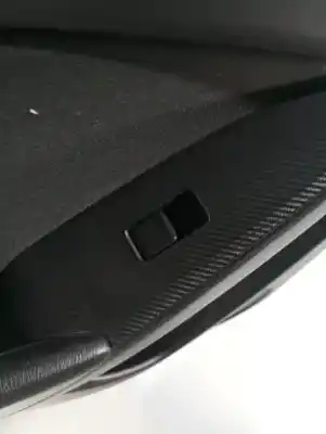 Peça sobressalente para automóvel em segunda mão forra / revestimento da porta traseira esquerda por mazda 3 lim. () style referências oem iam bhn96856x  n1.z1.escalera.b