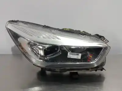 Автозапчасти б/у правая фара за ford kuga (cbs) business edition 2wd ссылки oem iam gv4113d154a  n1.z1.21.7.a