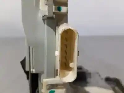 Peça sobressalente para automóvel em segunda mão fechadura da porta traseira esquerda por audi a5 sportback (8t) 2.0 16v tfsi referências oem iam 8k0839015c