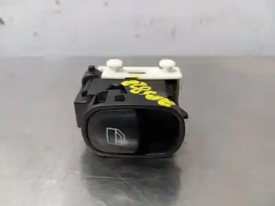 Peça sobressalente para automóvel em segunda mão BOTÃO / INTERRUPTOR ELEVADOR VIDRO DIANTEIRO DIREITO por MERCEDES-BENZ CLASE C (W203) SPORTCOUPE  Referências OEM IAM A2038200210  N1.Z1.16.5.M