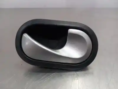 Автозапчасти б/у внутри передней правой ручки за renault clio iii imusic confort dynamique ссылки oem iam 310580  n2.z1.1.caja.2 Автозапчасти б/у внутри передней правой ручки за renault clio iii imusic confort dynamique ссылки oem iam 310580  n2.z1.1.caja.2