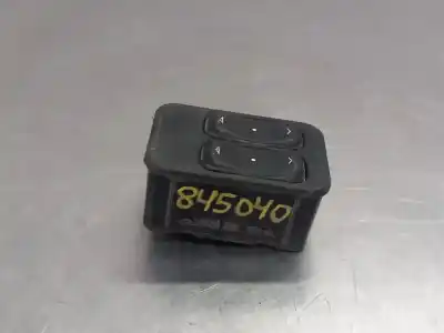 Pièce détachée automobile d'occasion COMMANDE DE LÈVE VITRE AVANT GAUCHE pour OPEL ZAFIRA A  Références OEM IAM 90561088  N1.Z1.17.9