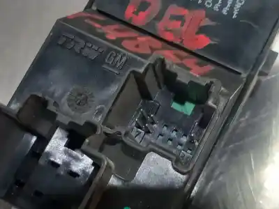 Second-hand car spare part right front power window switch for opel astra j (p10) 1.4 turbo (68) oem iam references 13301886  n1.z1.17.8