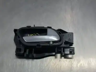 Second-hand car spare part interior right front handle for peugeot 208 access oem iam references   n2.z1.1.5