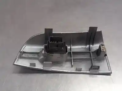 Peça sobressalente para automóvel em segunda mão botão / interruptor elevador vidro traseiro direito por kia sportage lx referências oem iam 4835251110