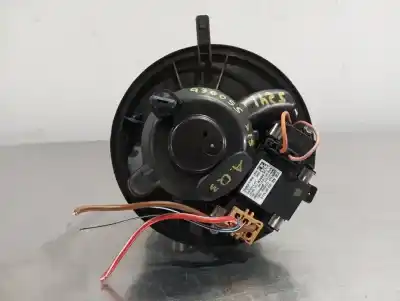Pièce détachée automobile d'occasion MOTEUR DE CHAUFFAGE pour AUDI Q3 (8UB, 8UG)  Références OEM IAM F998922Q  N2.Z1.16.4.3