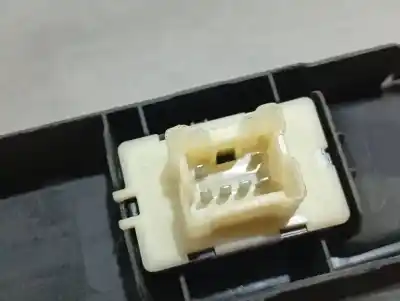 Second-hand car spare part right front power window switch for renault captur life oem iam references 809603269r  n1.z1.17.6