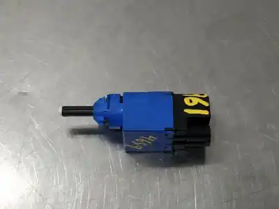 Second-hand car spare part switch for dacia sandero stepway comfort oem iam references 253256730r  n2.z1.3.21