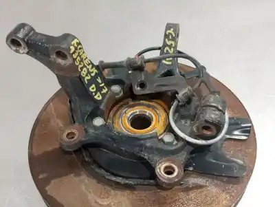 Second-hand car spare part front right knuckle for kia carens ( ) concept oem iam references   n4.z1.01.02.09