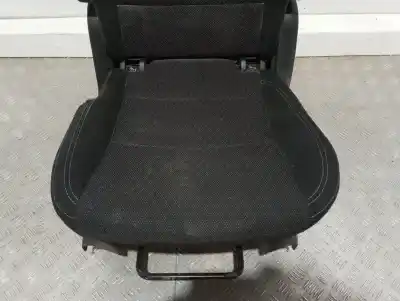 Second-hand car spare part rear left seats for kia carens ( ) concept oem iam references   n2.z2.pasillo.2.f1