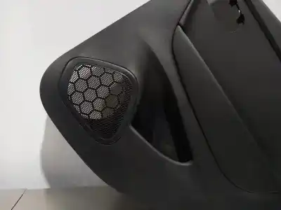 Автозапчастина б/у обликка задніх правіх дверей для renault captur life посилання на oem iam 156141141  n1.z1.21.3.b Автозапчастина б/у обликка задніх правіх дверей для renault captur life посилання на oem iam 156141141  n1.z1.21.3.b