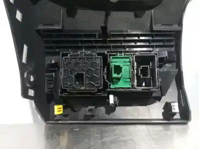 Автозапчастина б/у молдинг для renault captur life посилання на oem iam 689212461r   Автозапчастина б/у молдинг для renault captur life посилання на oem iam 689212461r