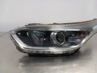Peça sobressalente para automóvel em segunda mão farol / farolim esquerdo por kia ceed business referências oem iam 92101j7050  n1.z1.21.14.m