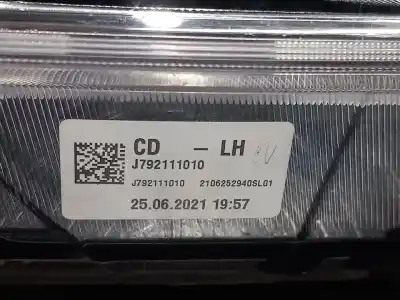 Peça sobressalente para automóvel em segunda mão farol / farolim esquerdo por kia ceed business referências oem iam 92101j7050  n1.z1.21.14.m