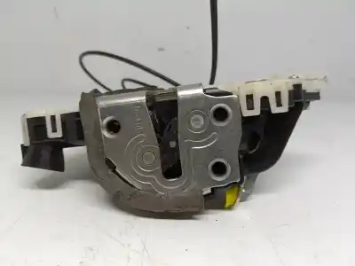 Second-hand car spare part LEFT FRONT DOOR LOCK for TOYOTA YARIS  OEM IAM references   ESTA N1.Z1.26.1.BAJO
