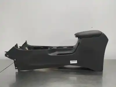 Pezzo di ricambio per auto di seconda mano bracciolo centrale per hyundai i30 (pd) essence 110 cv / 81 kw riferimenti oem iam   n1.z2.11.10.2