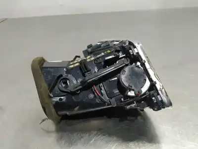 Автозапчастина б/у аераційна решіта для audi a4 avant (8k5) (2008) básico посилання на oem iam 8t1820902g  n2.z1.4.6