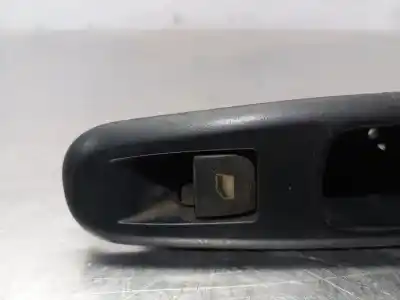 Peça sobressalente para automóvel em segunda mão botão / interruptor elevador vidro traseiro direito por peugeot 3008 allure referências oem iam 96759764zd